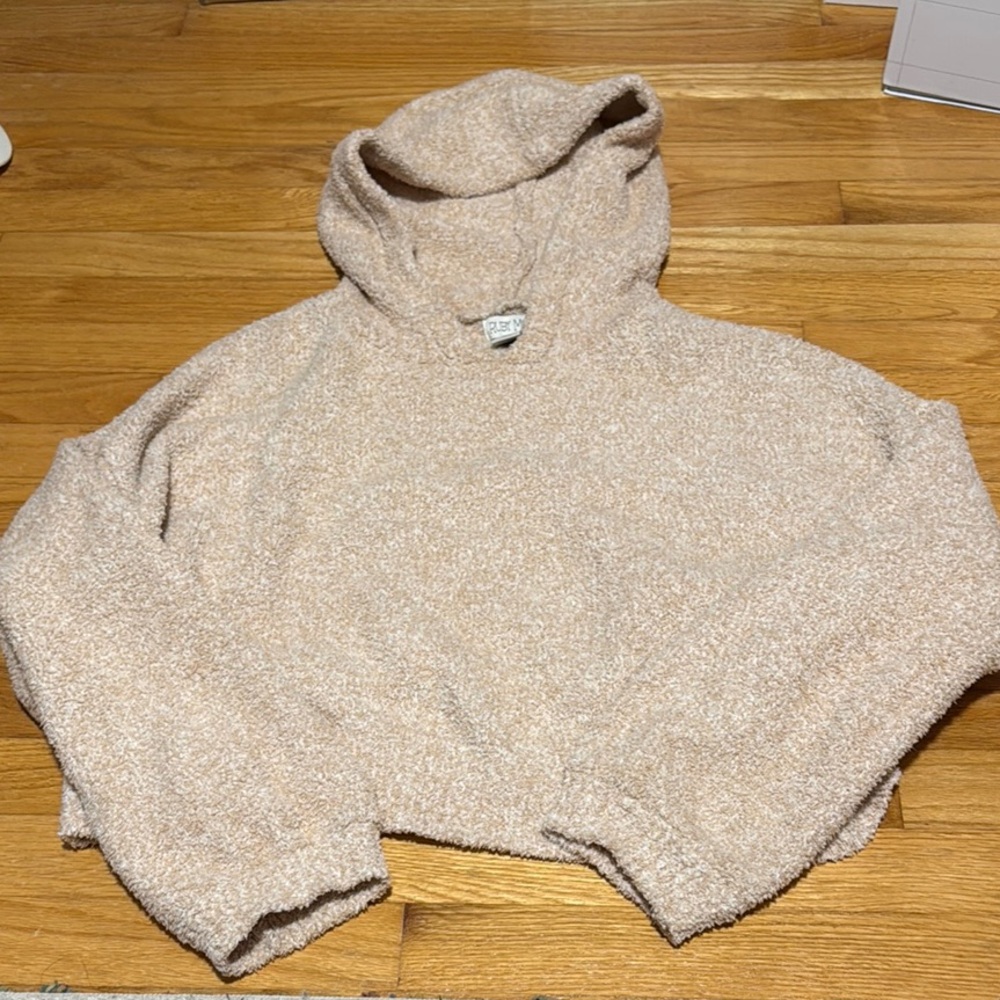 Cozy Women's Hooded Sweater in Cream